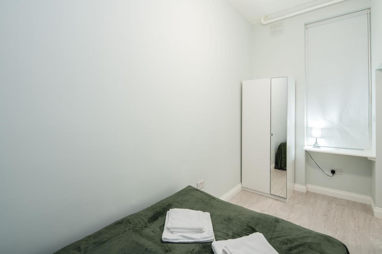 Central, Kensington, 3beds, Cosy, Parks, Pubs Апартаменты Лондон